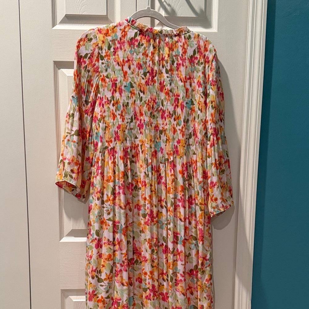 # Emma & Michele 1X Colorful Floral Dress - Picture 8 of 8